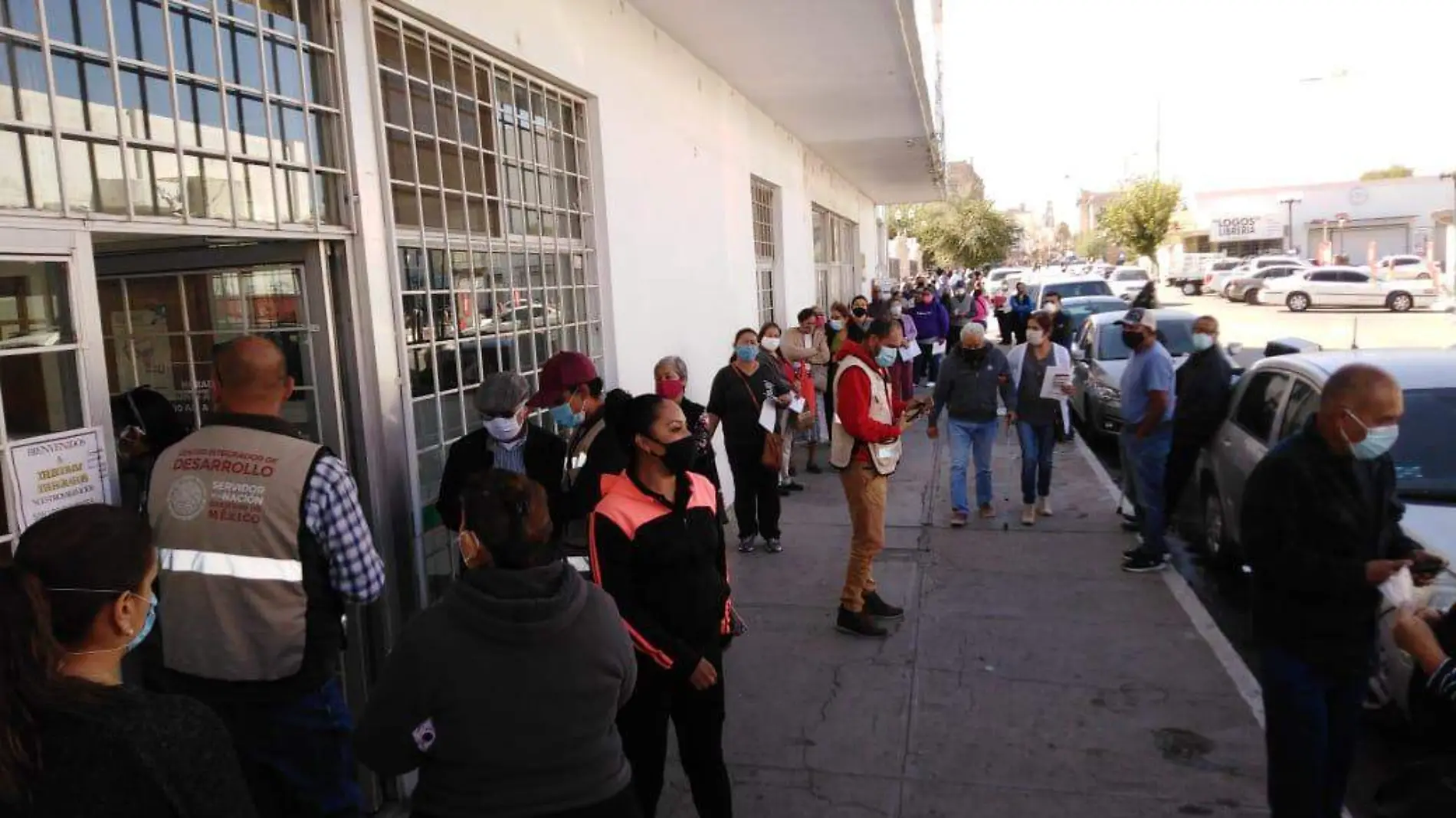 Filas oficinas correos de mexico